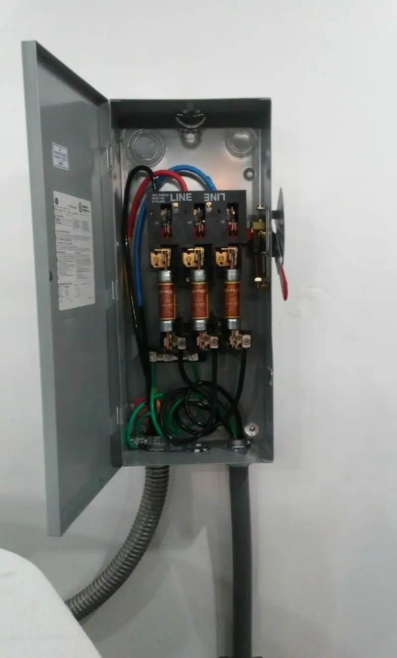 Three-phase disconnect switch installed for Electrical Wiring & Rewiring in Taylors